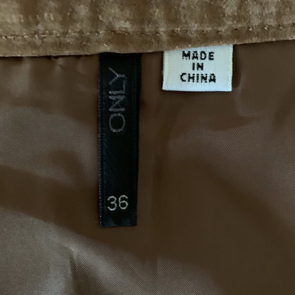 ONLY suede skirt - Picture 3 of 5
